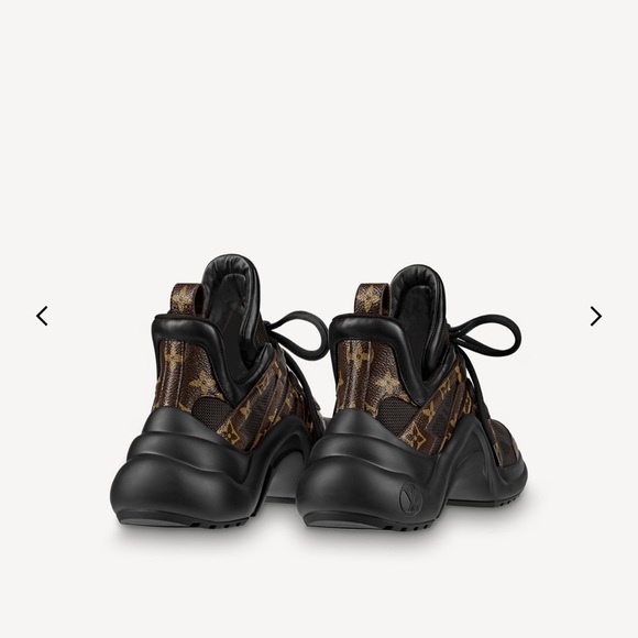 $1,230! LOUIS VUITTON ARCHLIGHT SNEAKERS - Picture 5 of 17